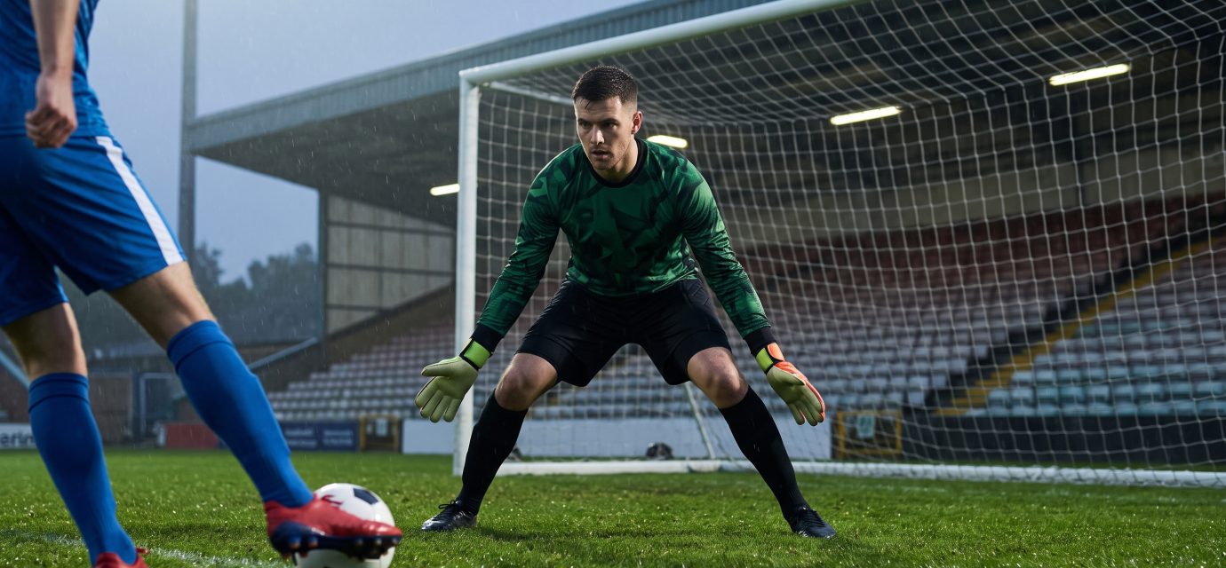 How to Save 1v1s as a Goalkeeper